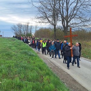 ​Održan tradicionalni križni put kroz Župu Bezgrešnog začeća BDM u Soblincu